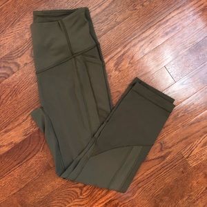 NWOT Lululemon All the Right Places crop leggings
